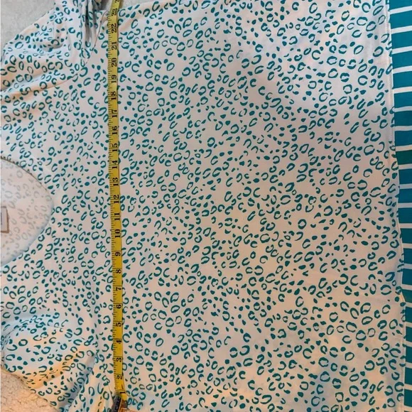 2 Piece set- Chico’s Stylish Teal and White Women's Jacket with matching top. - Picture 10 of 11